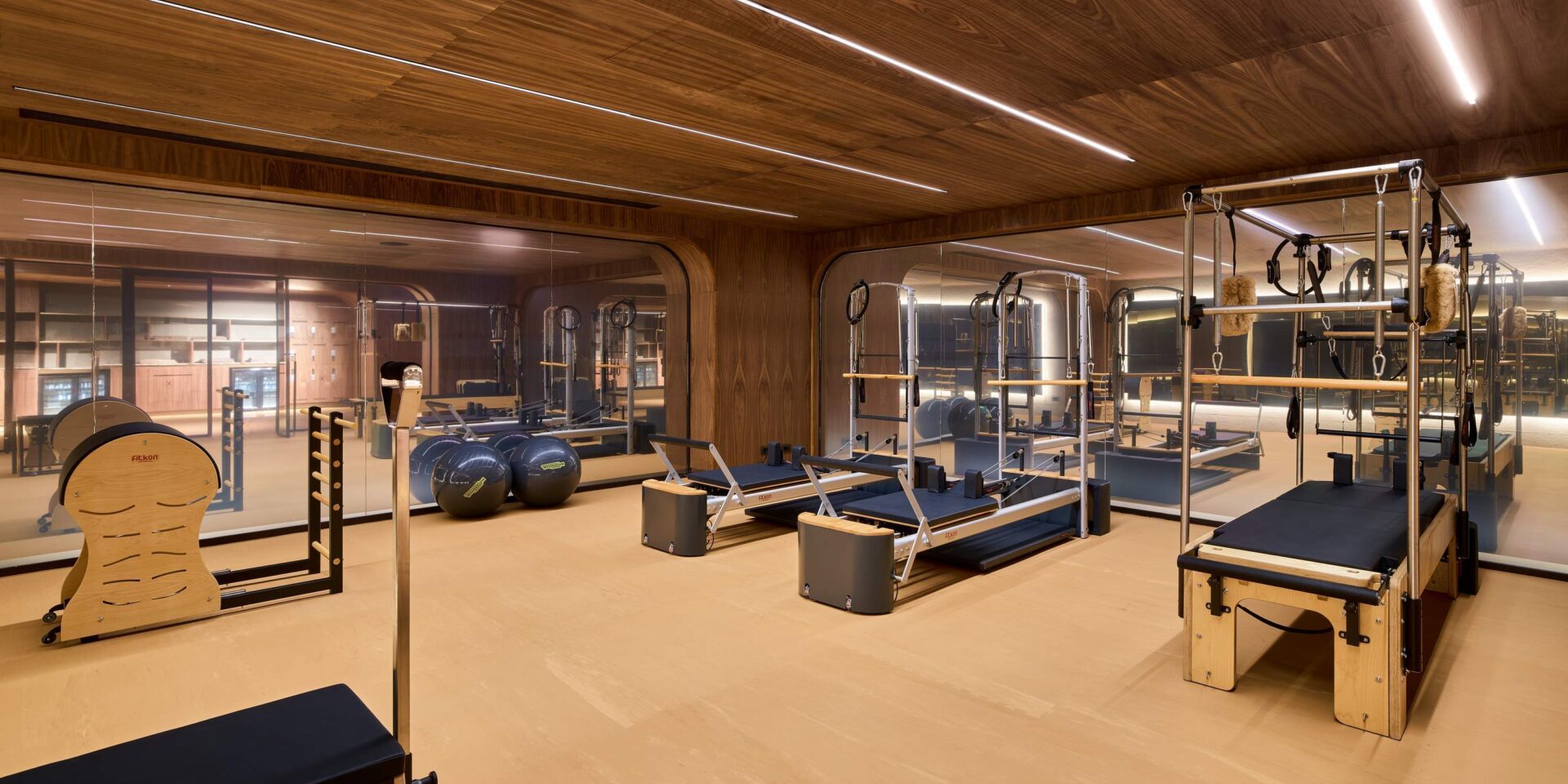 BXR XO Retreat Indoor Gym 0