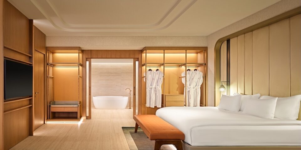 XO CAPE ARNNA SUITE BATHROOM