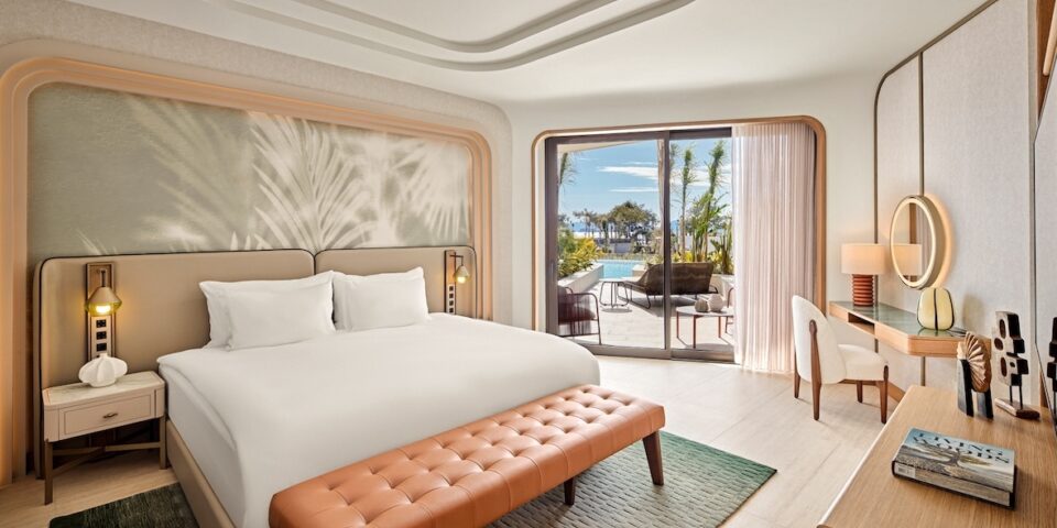 XO CAPE ARNNA SUITE