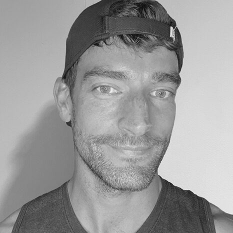 Chris Headshot
